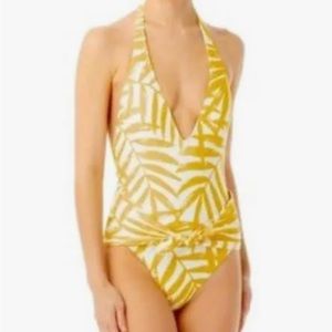 Carmen Marc Valvo Swimwear , yellow and white printed Size 14